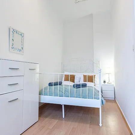Spacious Shared Schoenbrunn