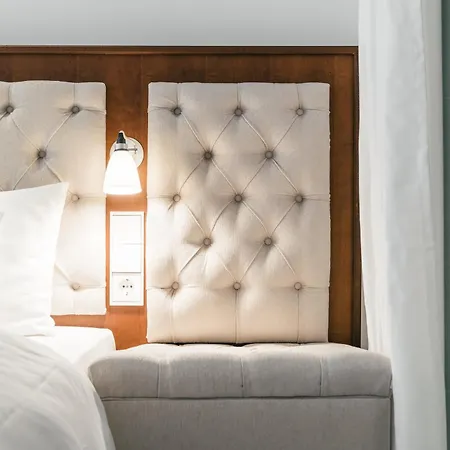 Ruby Lissi Hotel