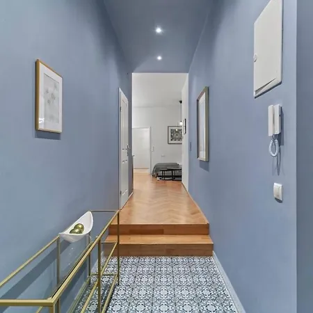 8 Minutes To Inner I 5 Min Walk To Metro I Wifi Viena