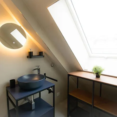 Smart Luxury In L Jos25