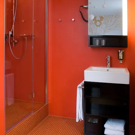 Alma Boutique-hotel Hotell 4*