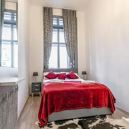 Superbly 9br Complex Ideal For 25 People Apartment Vienna