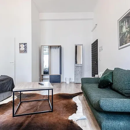Apartment Superbly 9br Complex Ideal For 25 People *