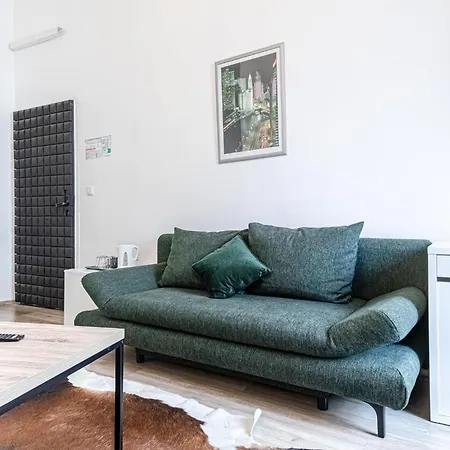 Superbly 9br Complex Ideal For 25 People * Vienna