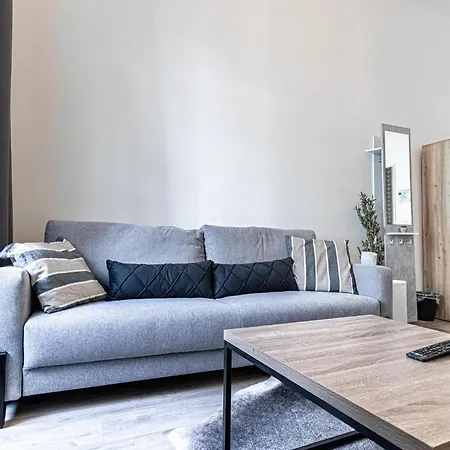 Superbly 9br Complex Ideal For 25 People Apartment *