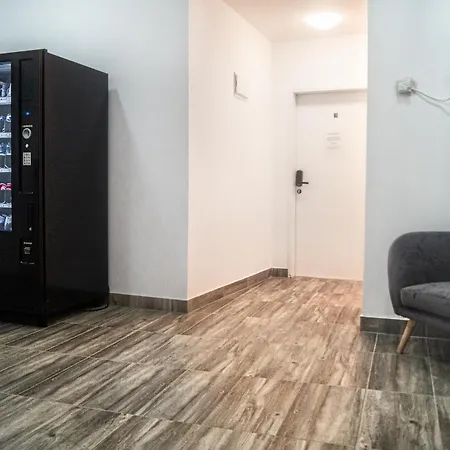 Superbly 9br Complex Ideal For 25 People *