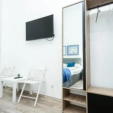 Superbly 9br Complex Ideal For 25 People Vienna