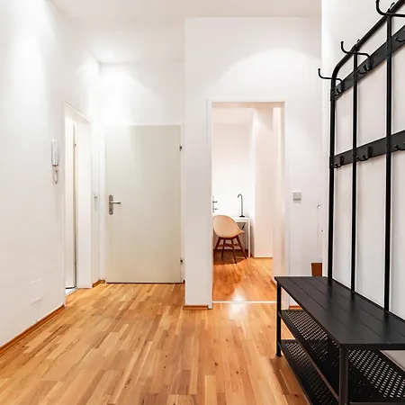 Appartement Spacious 3-room Apt. 15 Min To The Center Vienne