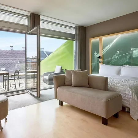 Le Meridien 5*