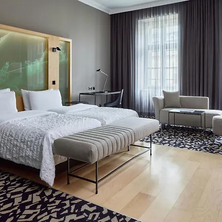 Le Meridien 5* Vídeň