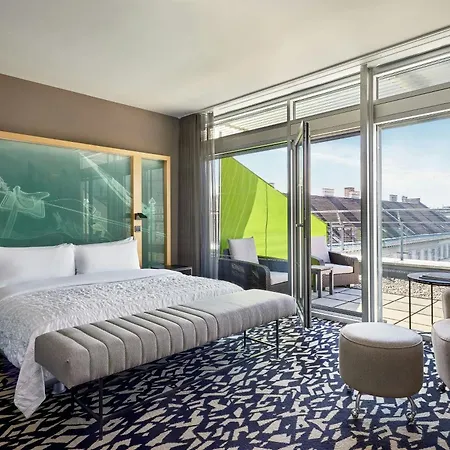 Le Meridien Hotel