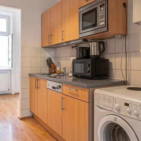 Sweet 2br Shared Standard Rooms, Location Apartment Vienna