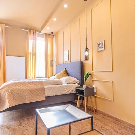 4br For 9p, Centrally Located In Apartmán