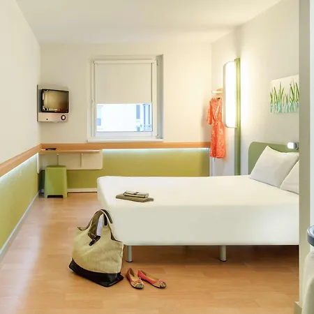 Hotel Ibis Budget Sankt Marx 2*