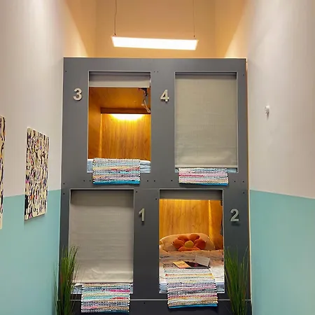 Kapslový hotel Urbanpods Solo By Urbankey