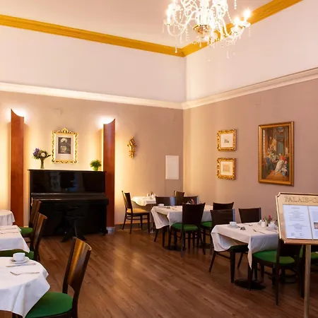 Pertschy Palais Hotel