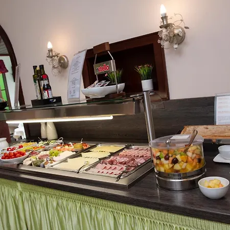 Pertschy Palais Hotel 4*