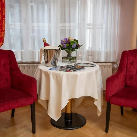 Pertschy Palais Hotel