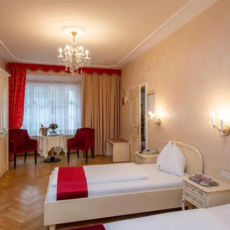 Hotel Pertschy Palais 4*