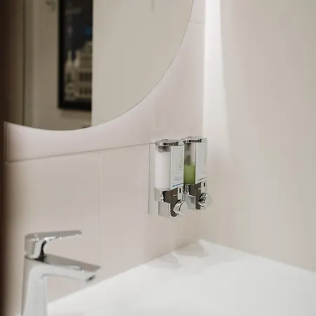 Hampton By Hilton West Hotel 3*