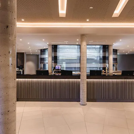Hampton By Hilton West Hotel 3*