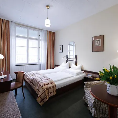 Bed & Breakfast Continental Hotel-pension 4*