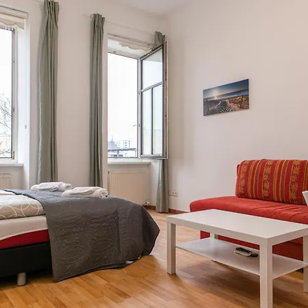 Homelike 2br Apt. @millenium Tower/danube River *