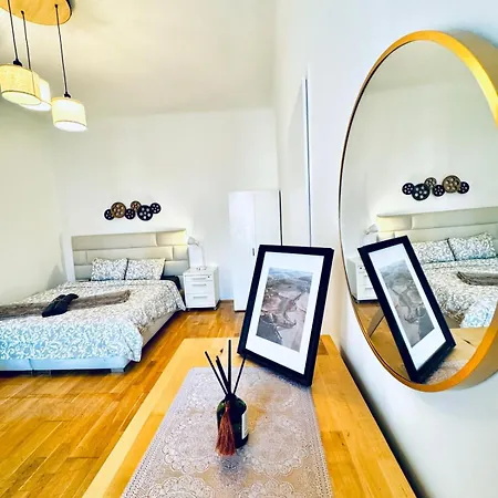 2br For 6 People, Only 17 Minute Walk To Schoenbrunn Apartment *
