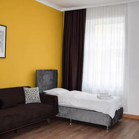 Hisa Apartament *
