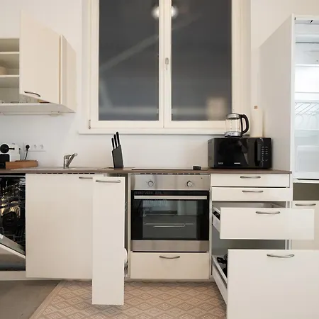 Vibrant 107 M2 Flat In The Center فيينا
