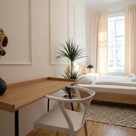 Vibrant 107 M2 Flat In The Center شقة *