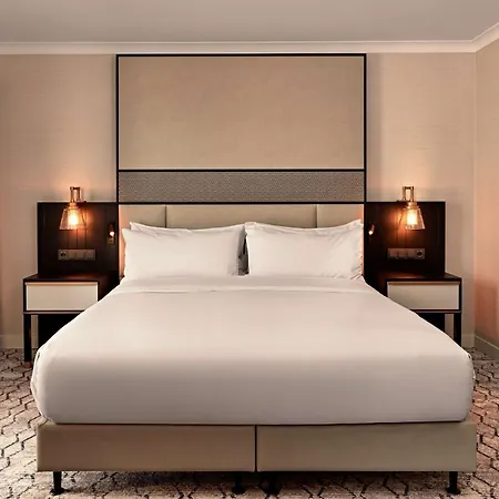 Hilton Park Hotel