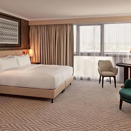 Hilton Park 5*