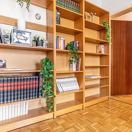 Vienna's Finest Spacious 2br & 1lr Vídeň