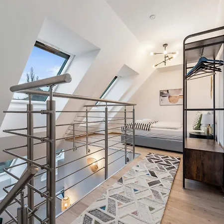 Aparthotel Hills Living