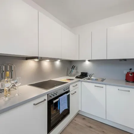 Aparthotel Hills Living