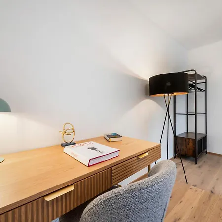 Hills Living Aparthotel *