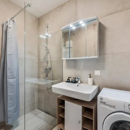 Hills Living Aparthotel *