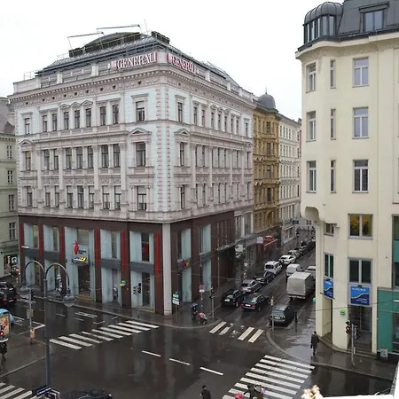 Goldfisch Hoher Markt Apartment *