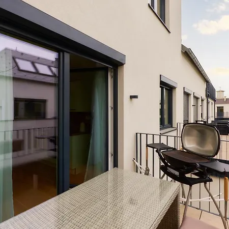 Symphony - Garden, Terrace And Grill Aparthotel *