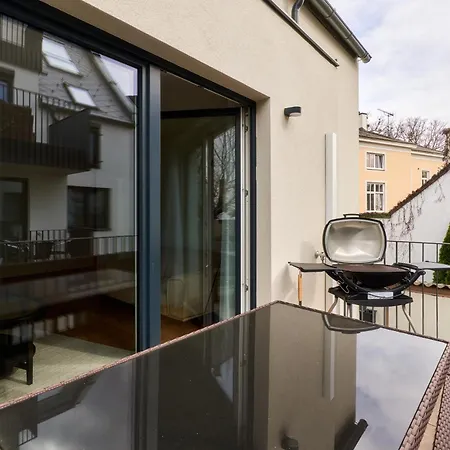 Aparthotel Symphony - Garden, Terrace And Grill *