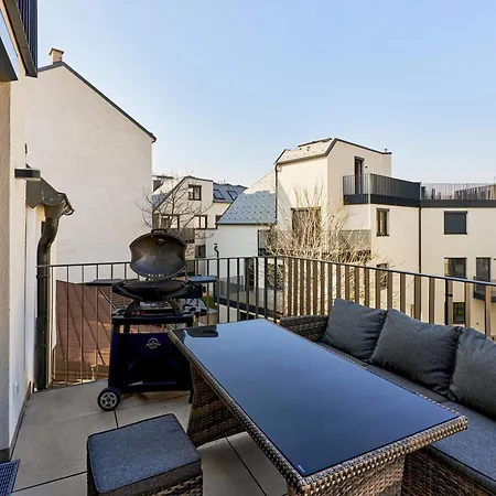 Symphony - Garden, Terrace And Grill Aparthotel *