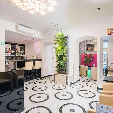 Apart-hotel Western Celebrity 4*