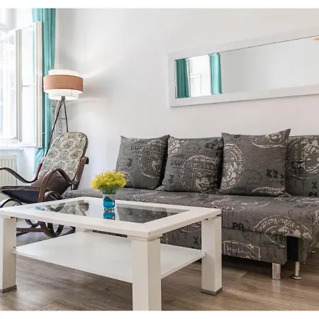 Elegant 1br - Great For Long *