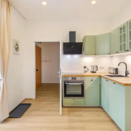 Apartament Guest Favorite Quite Retreat Walk To Center