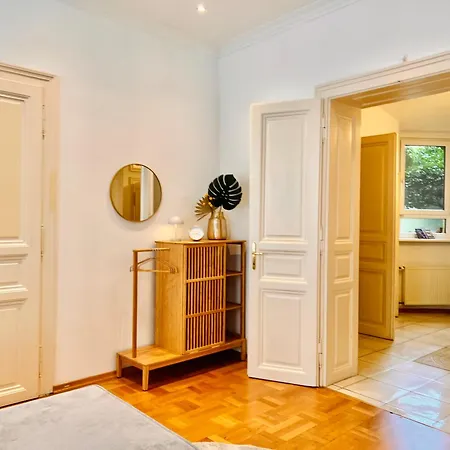 Servus Homes - Friends & Family Appartement *