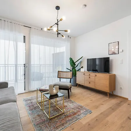 Hills Living Viena