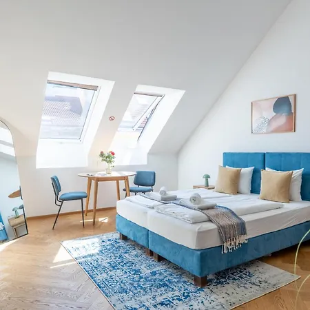 Schönbrunn Apartment *
