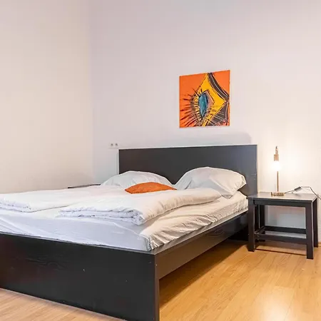 Spacious 2br Apt, Ideal For Long * Vienna