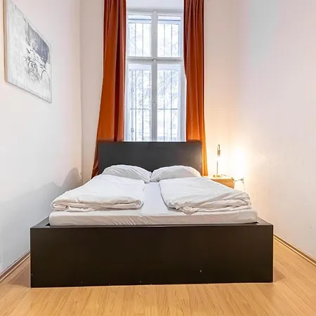 Spacious 2br Apt, Ideal For Long